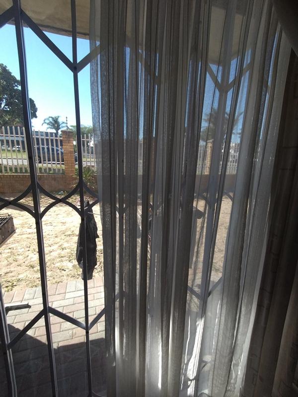 2 Bedroom Property for Sale in Brackenfell Central Western Cape